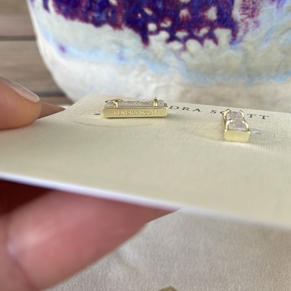 Kendra Scott Stud Earrings - image 3